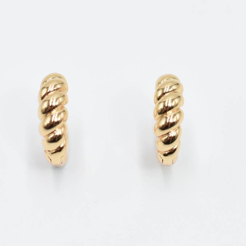 14k Gold Filled Croissant Huggie Earrings - Picture 4 of 5